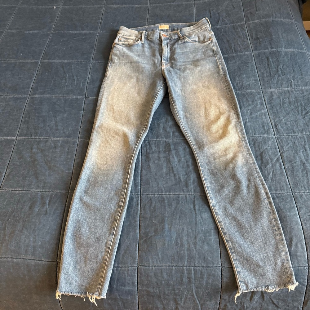 MOTHER Light Blue High-Rise Cropped Skinny Jeans with Yellow Leopard Patch - Picture 2 of 12